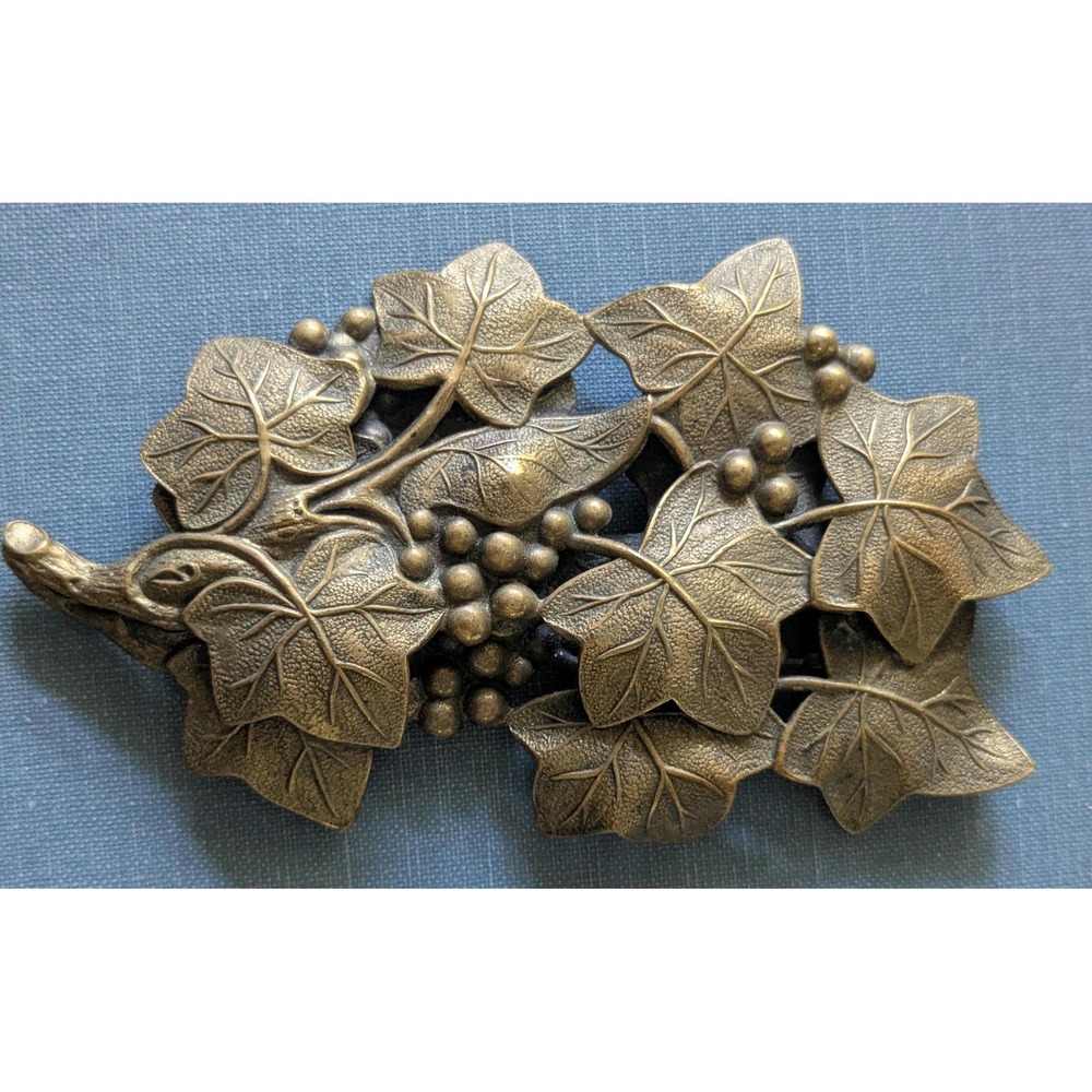 Large Vintage Ivy Leaf Brooch Gold Tone Botanical Statement Pin with Berries